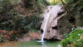 Toscana d’autunno: la Cascata del Ghiaccione e la Valdera