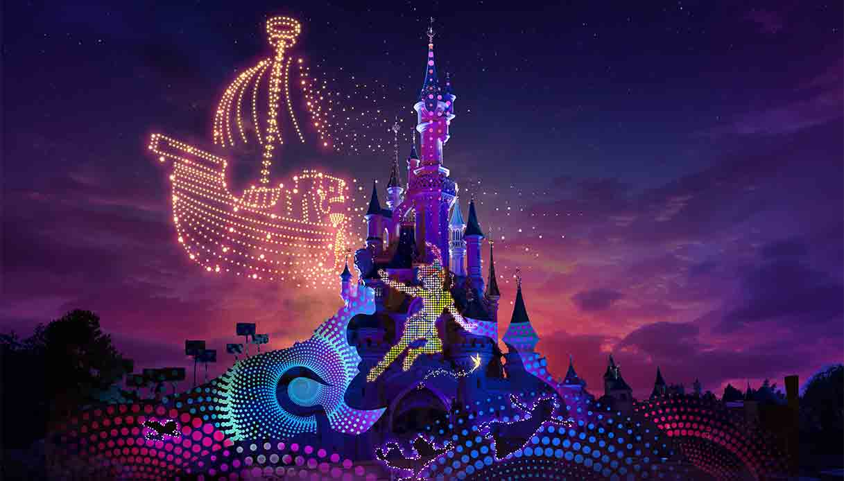 Disney-Electrical-Sky-Parade
