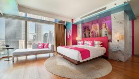 Esiste un hotel che ti permette di vivere come Barbie