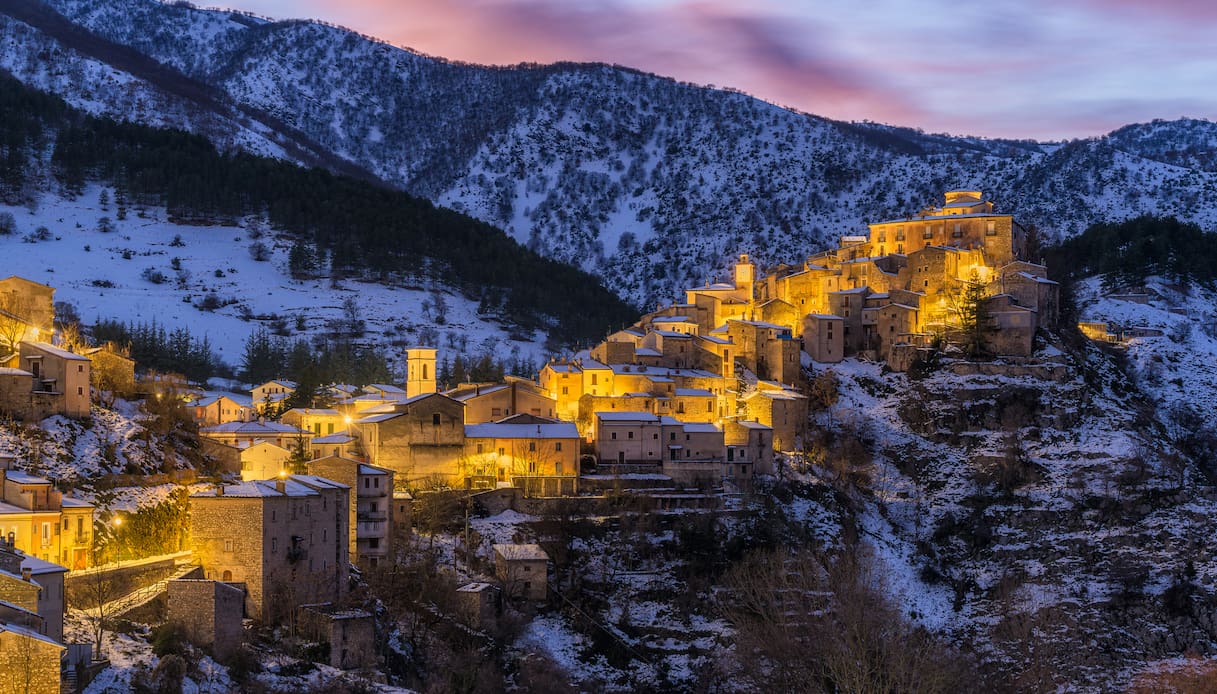 I 10 borghi più suggestivi da visitare a Natale