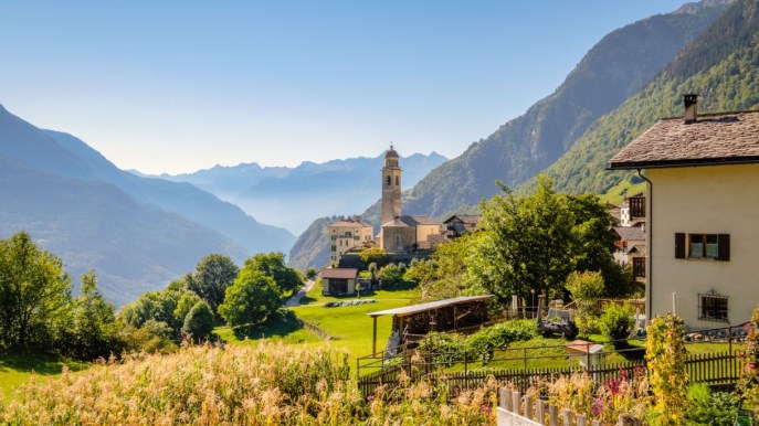 Questo borgo svizzero è stato definito “la soglia del paradiso”