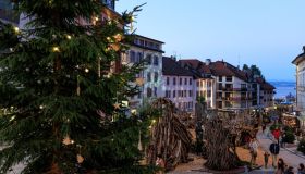 Questa città è stata trasformata in una fiaba popolata da elfi