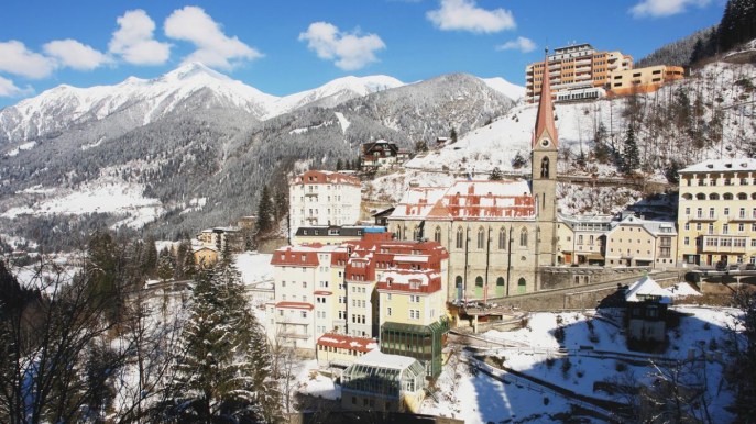 L’albergo diffuso che ti farà rivivere la “Belle Époque” tra le Alpi