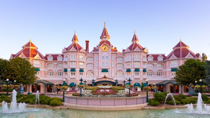 Riapre il Disneyland Hotel: qui puoi vivere la tua fiaba