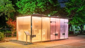 I bagni pubblici più belli del mondo diventano il set di un film