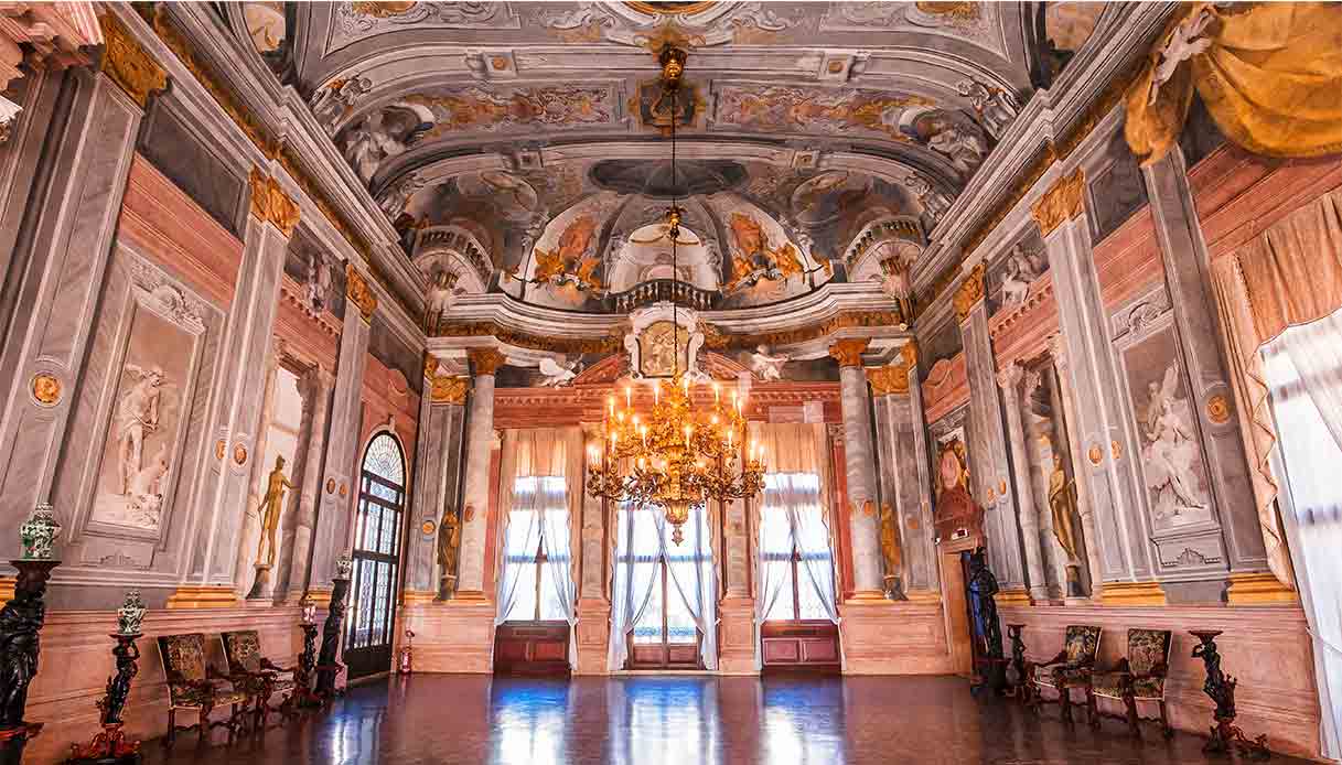 I 10 palazzi affrescati più belli d’Italia