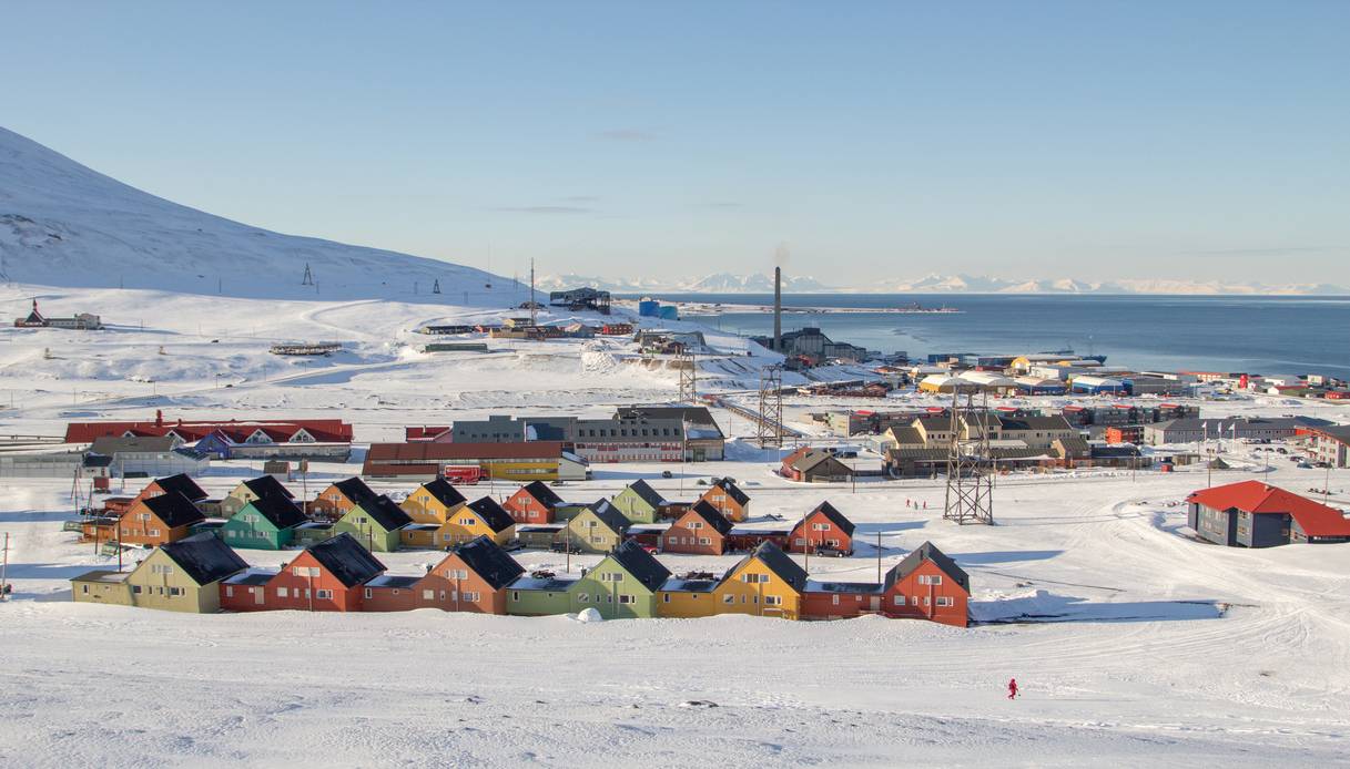 Longyearbyen, città delle Svalbard
