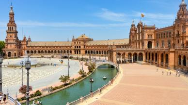 Questa piazza molto frequentata dai turisti sarà a pagamento