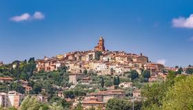 Quattro meravigliosi nuovi borghi conquistano la Bandiera Arancione