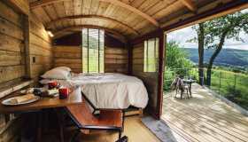 Prima era la carrozza di un treno, ora è un alloggio “disconnesso” dal mondo