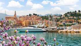 La strada dei limoni a Mentone, un itinerario tra colori e profumi