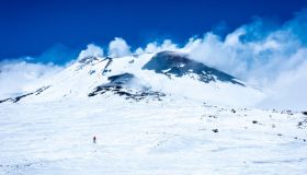 L’elogio della BBC all’Etna e alla sua neve