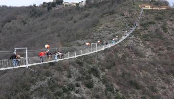 In Umbria hanno inaugurato il ponte tibetano più alto d'Europa
