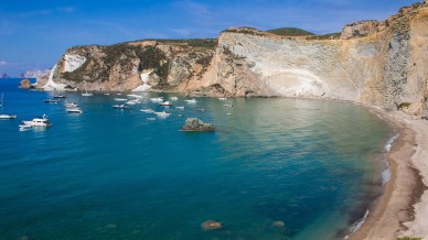 Come arrivare a Ponza, la più grande delle Isole Pontine