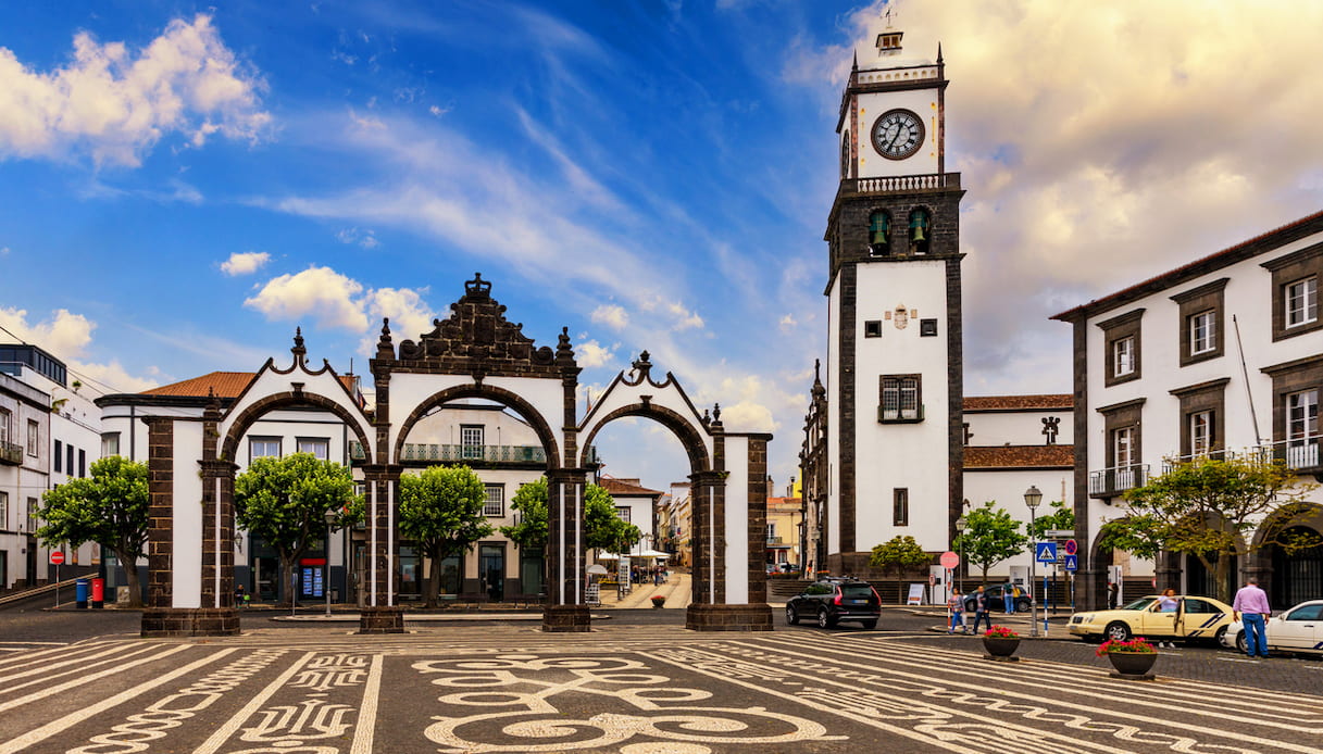 Le Portas de Cidade, Ponta Delgada