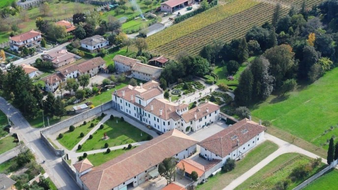 Riapre al pubblico l’elegante Villa de Claricini Dornpacher