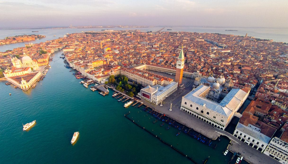 Biennale d’arte di Venezia, date, biglietti e info per visitarla