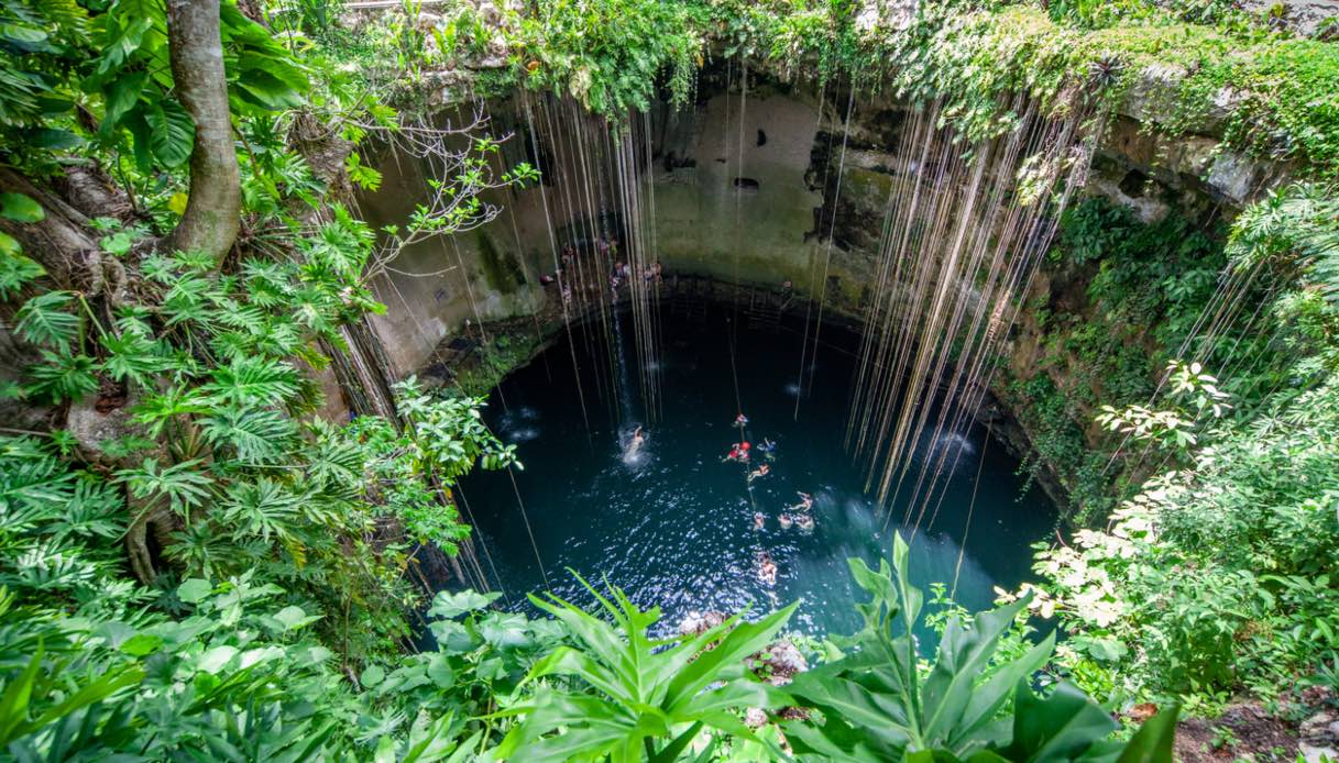 Cenote in Messico