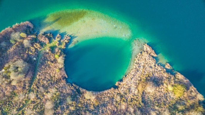 Lago dell’Accesa, una gemma incastonata nella Toscana meridionale