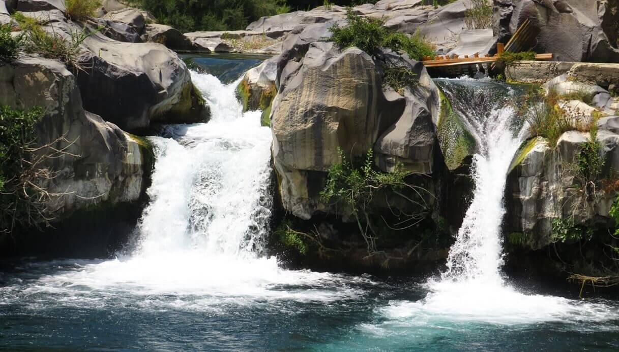Le Gurne dell’Alcantara, dove nuotare nel fiume più bello di Sicilia
