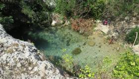 In Sicilia tra natura e archeologia: il fascino unico di Pantalica