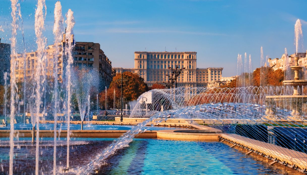 Vista del parlamento di Bucarest