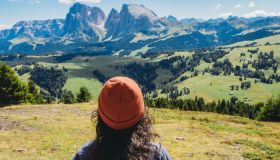 In cammino nei Parchi, 70 escursioni sui sentieri delle aree protette d’Italia organizzate dal CAI