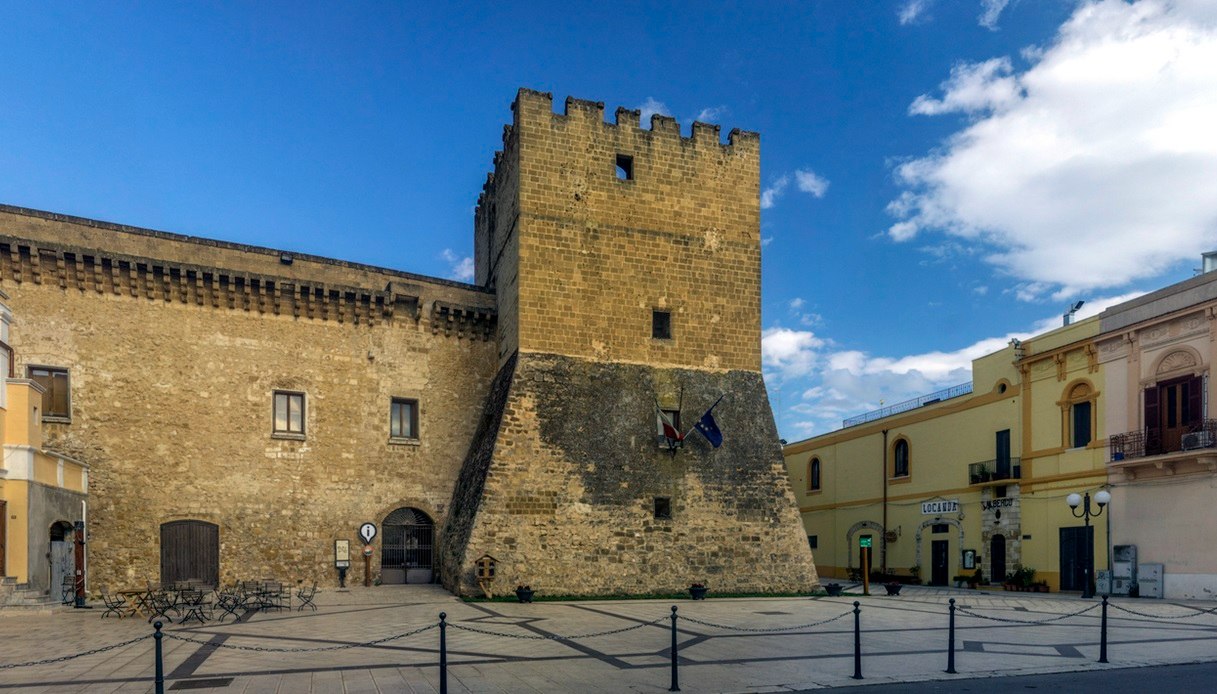 Castello De Falconibus nel cuore di Pulsano