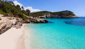 Ryanair festeggia l’anniversario: sconti incredibili per i passeggeri