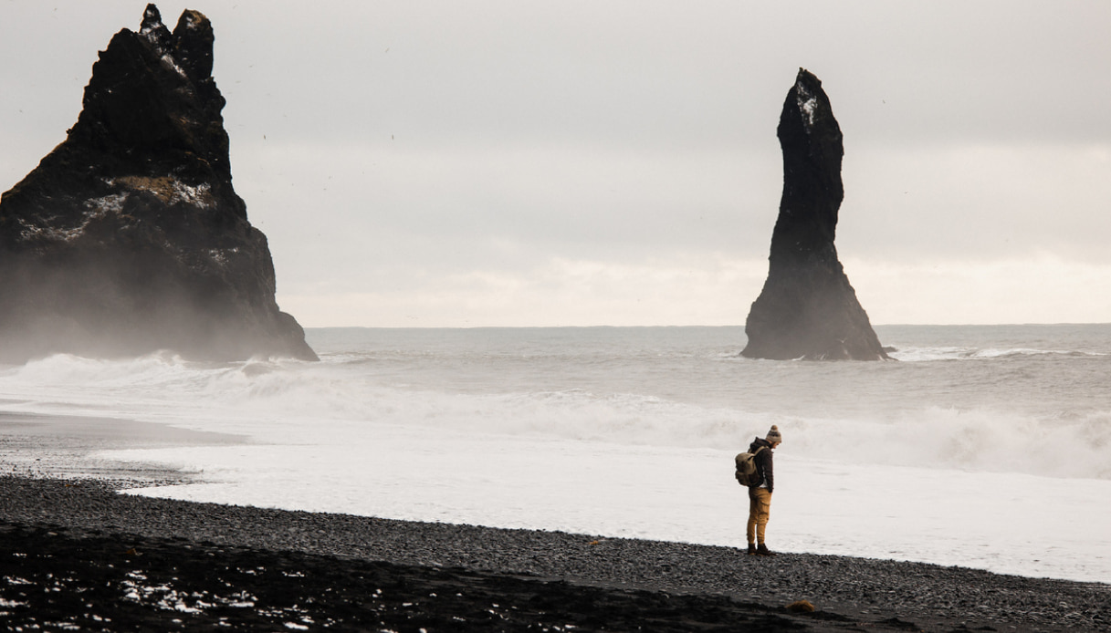 Una delel mete più amate di Islanda: Reynisfjara la spiaggia nera