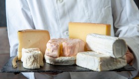 A Parigi ha aperto un museo insolito: è dedicato al formaggio