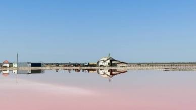 Lago Retba: perché visitare il lago rosa del Senegal