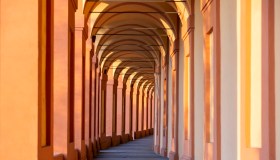 Pieve di Cento, viaggio tra i portici della “piccola Bologna”