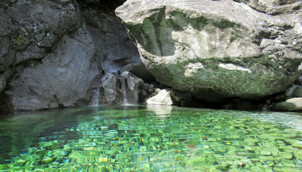 Canal Regollo Alpi Apuane Toscana