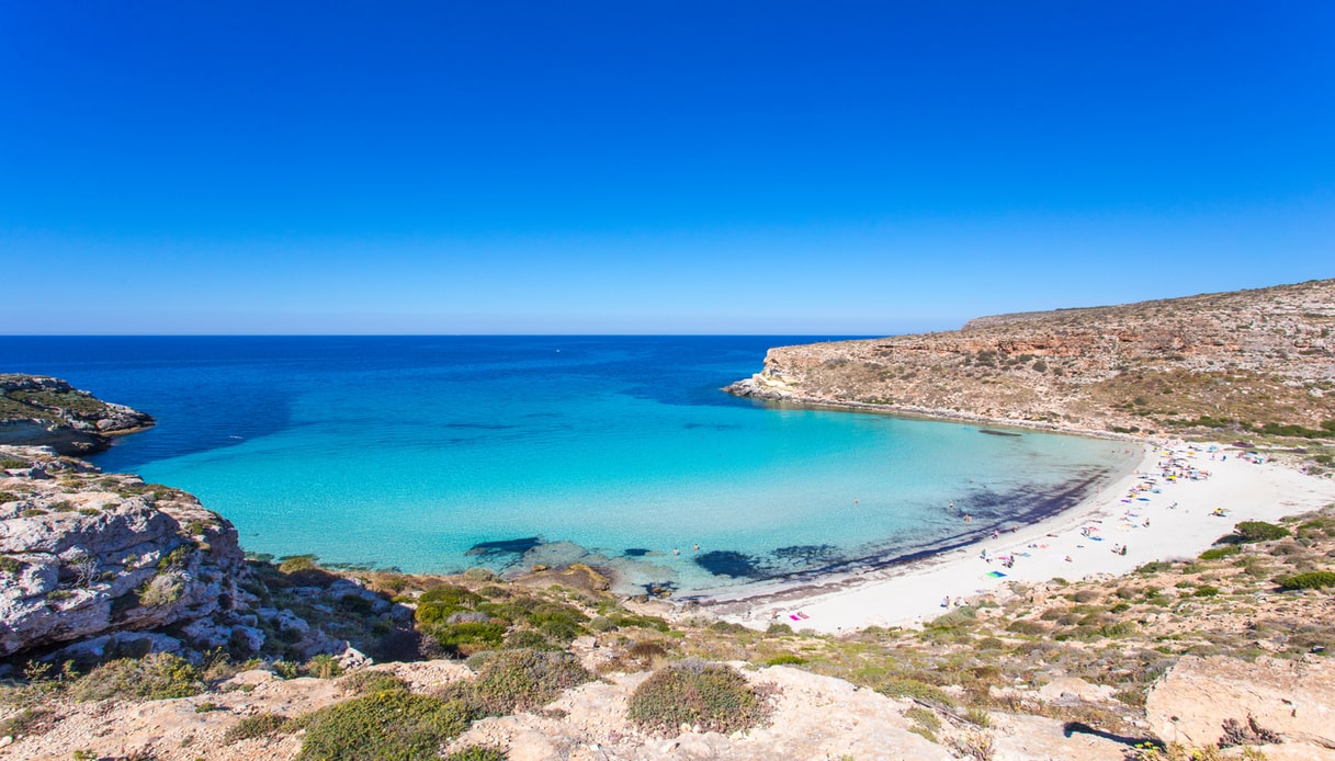 Spiaggia dei Conigli, incanto di Sicilia