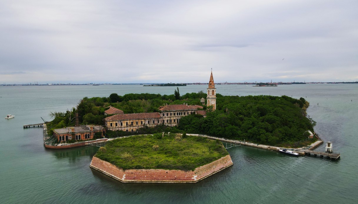 Poveglia isola pericolosa Italia