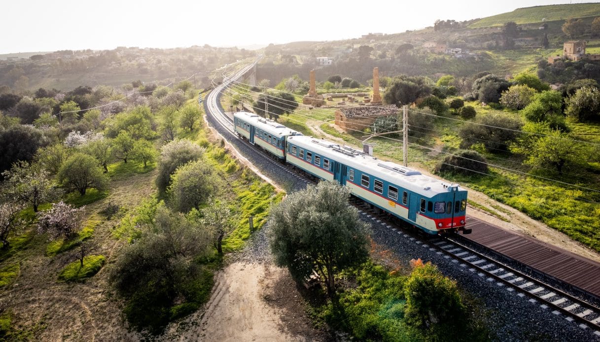 Palermo, Agrigento e Porto Empedocle a bordo del treno turistico di Fs