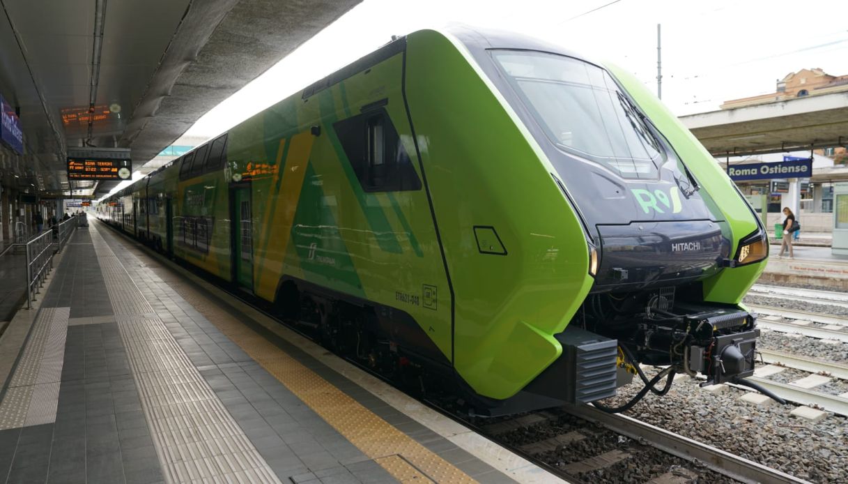 https://siviaggia.it/wp-content/uploads/sites/2/2024/10/Regionale_Trenitalia_.jpg