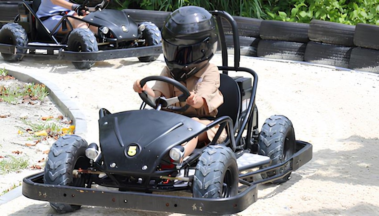 Go-kart per incredibili avventure nella nuova pista dei Sun Siyam Resorts, Maldive