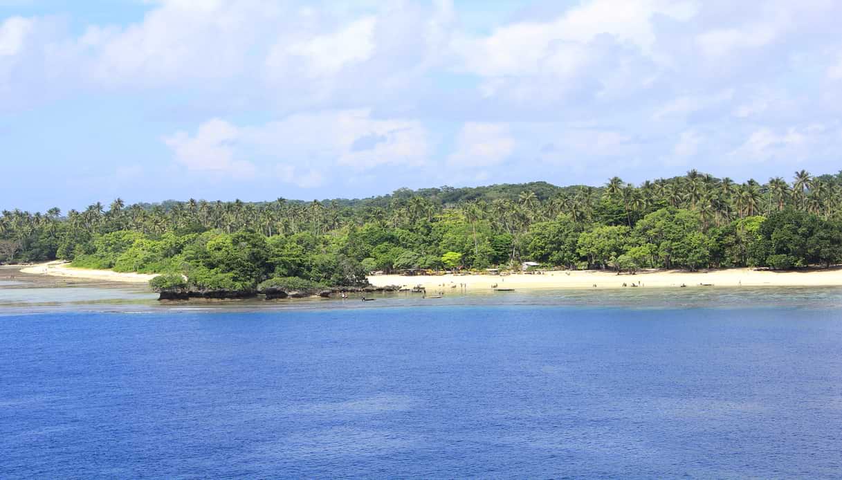 In spiaggia in Papua Nuova Guinea: Isola di Kiriwina