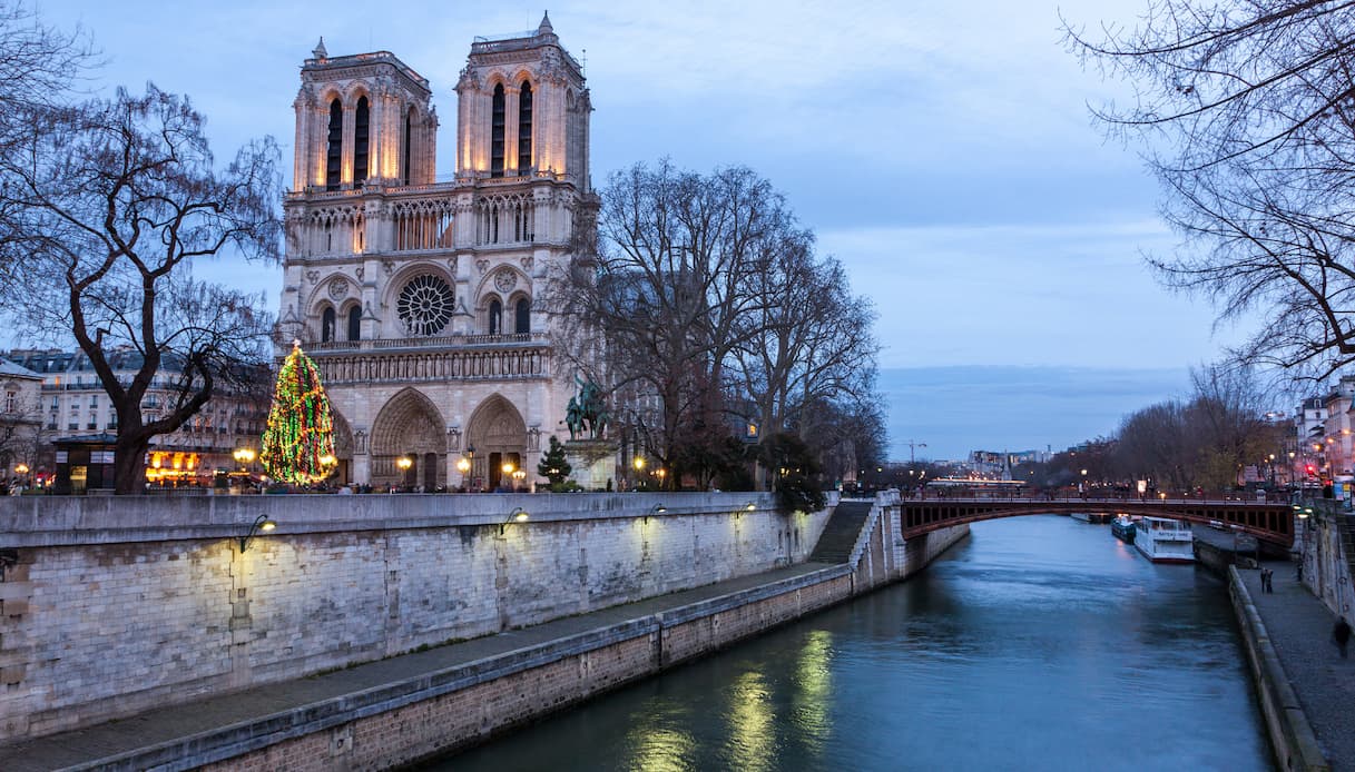 Notre Dame, Parigi, Natale