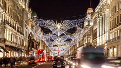 Le luci di Natale trasformano Londra, ecco dove ammirare lo spettacolo e vivere la magia