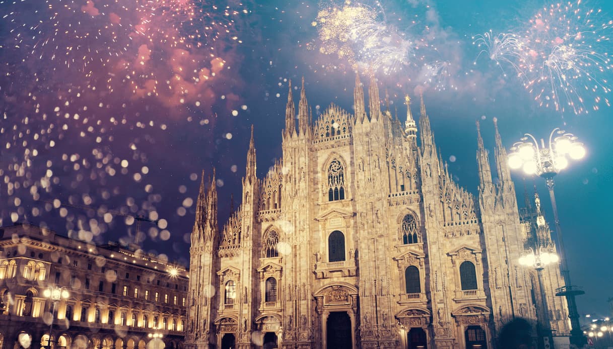 https://siviaggia.it/wp-content/uploads/sites/2/2024/11/milano-a-capodanno-2.jpg