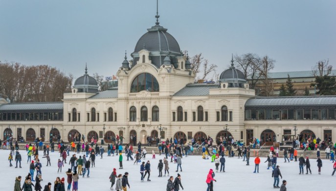 Pista ghiaccio Natale Budapest