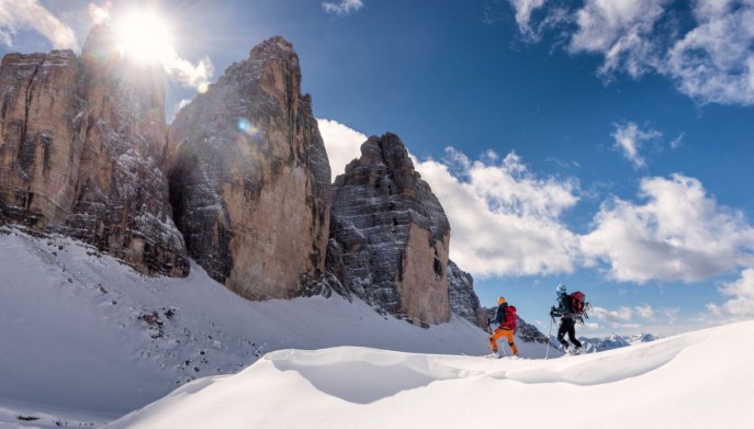 Sciatori tre cime dolomiti