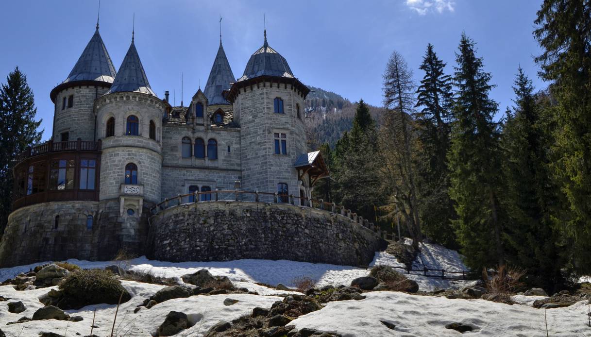 Gressoney-Saint-Jean, Castel Savoia