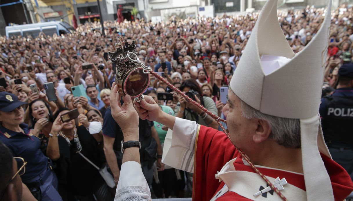 Miracolo di San gennaro, Napoli