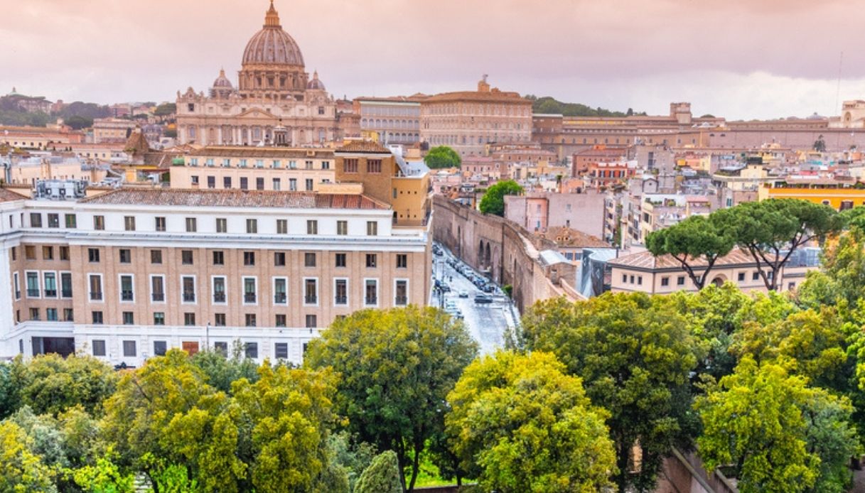 Riapre oggi il Passetto di Borgo a Roma