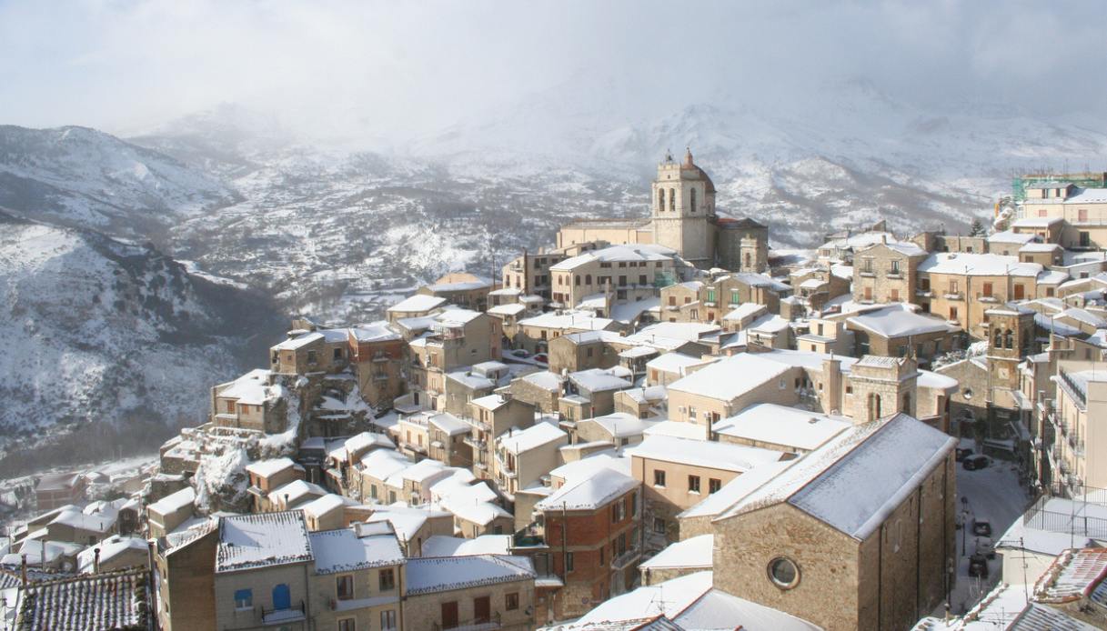 Petralia Sottana con la neve