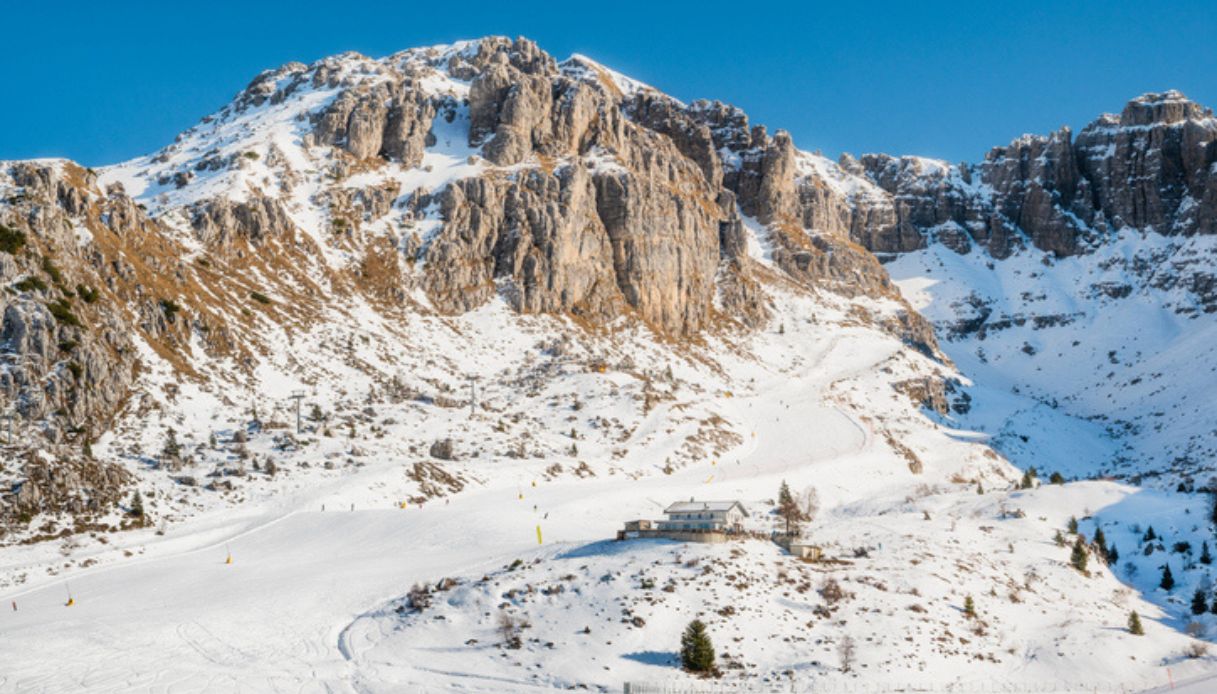 Rifugio che si trova sulle piste da sci di Piani di Bobbio in Lombardia